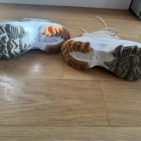 Sorel Women's Beige and Gray Sneakers - Picture 3 of 5